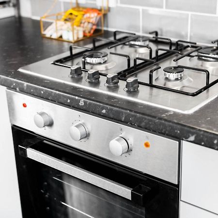 Modern Apartment - Cradley Heath - Top Rated - Netflix - Wifi - 1Mh Smethwick 外观 照片